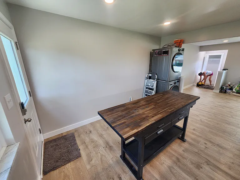 8139 Grand River Rd #2 — Photo 17