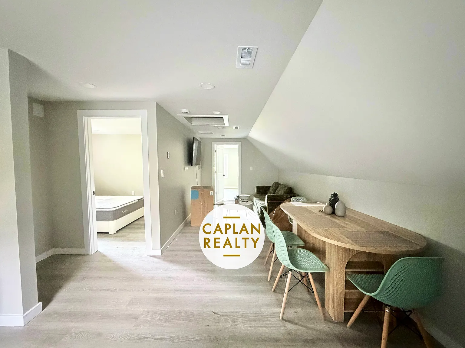 2 bed, $1,990 — Photo 3