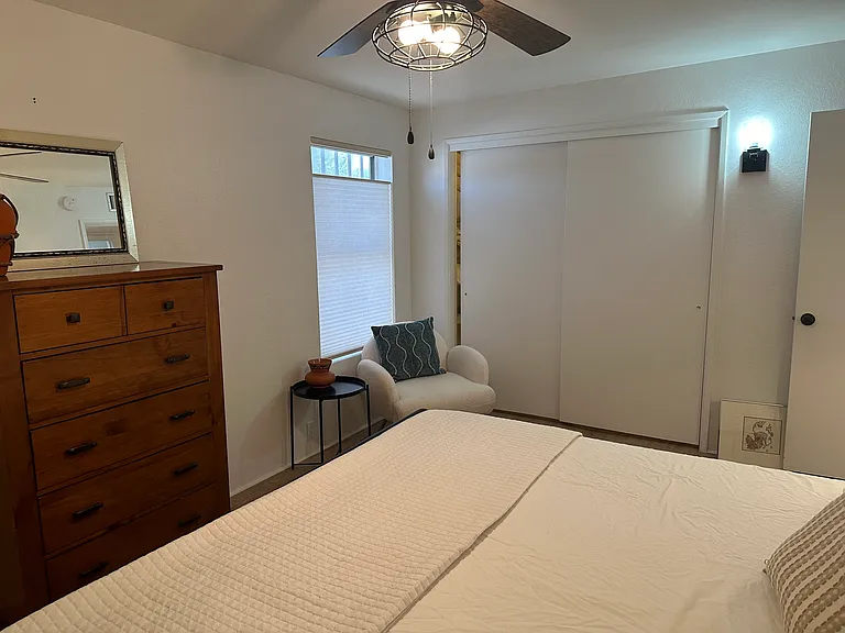 1010 S Calle De La Temporada — Photo 13