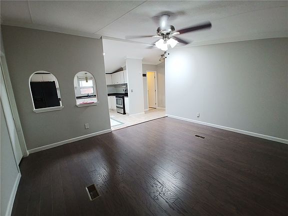 2nd image of 206 San Jose St