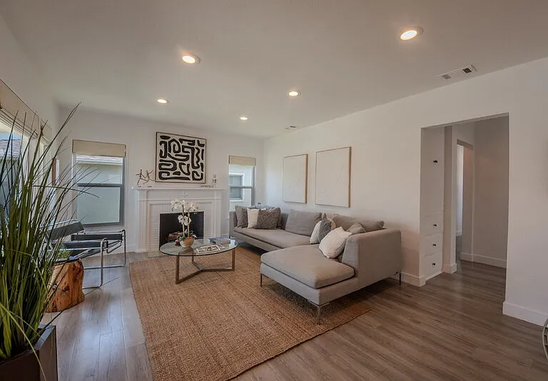 3914 Somerset Dr — Photo 6