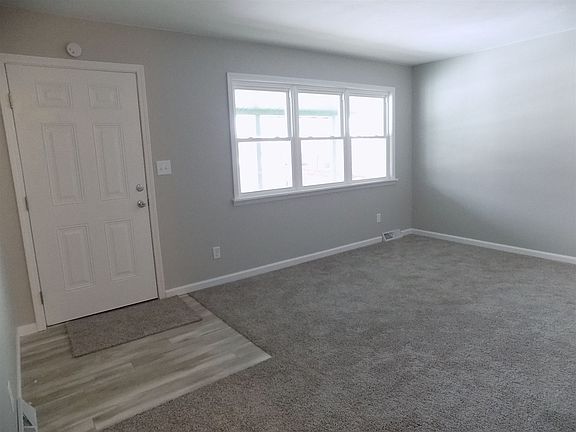 2nd image of 411 N Oakland Ave