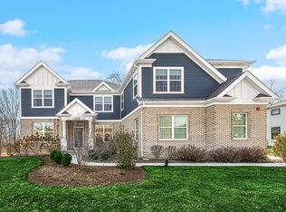 132 Lilly Ct, Indian Creek, IL 60061