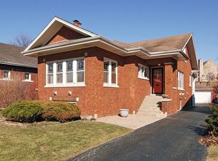 363 Bartram Rd, Riverside, IL 60546