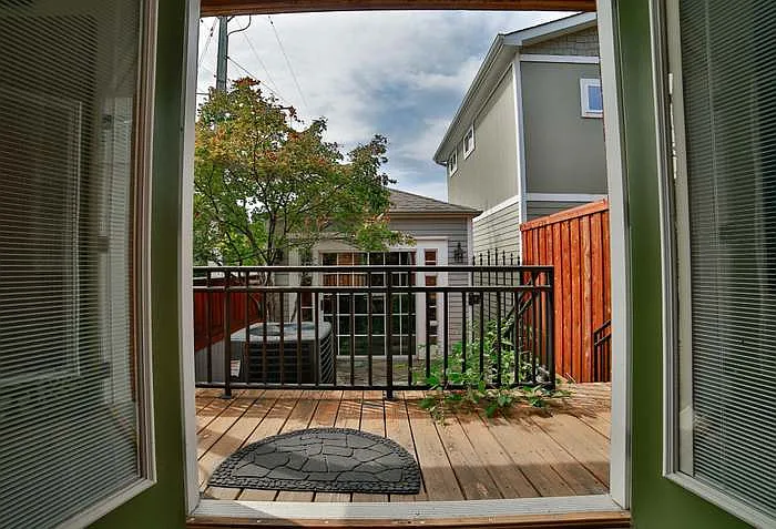 200 W 17th St — Photo 9