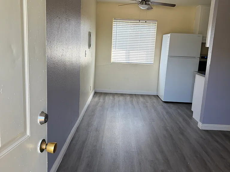 Villa Del Sol Apartments — Photo 14