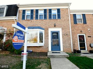 9807 Lakepointe Dr, Burke, VA 22015