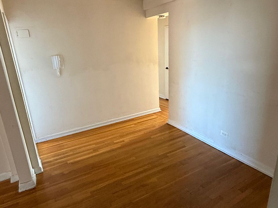 1st image of 14055 Burden Cres APT 4G