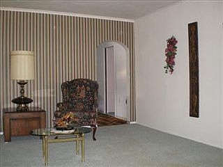3rd image of 1010 W Heron St