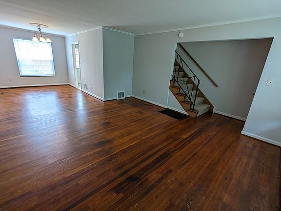 2nd image of 2056 Harwitch Rd