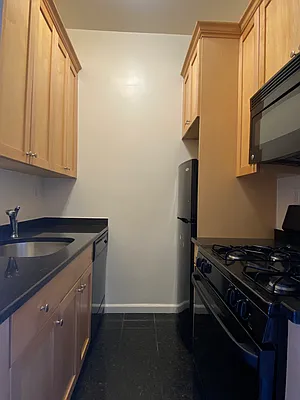 Rented by Corcoran | media 8