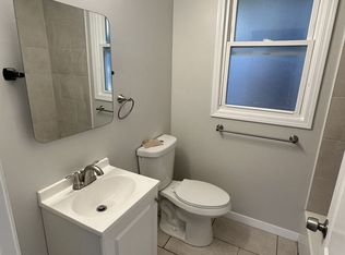 8950 S Lowe Ave, Chicago, IL 60620