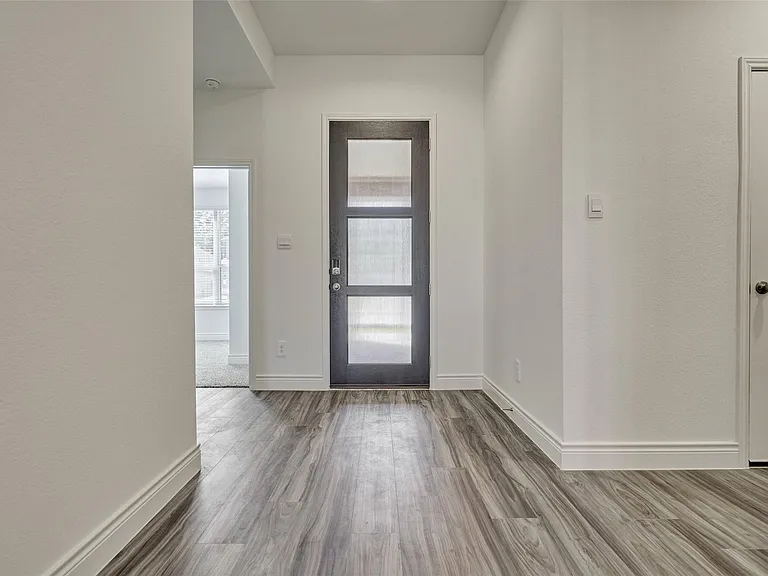 981 Youth Water Rd — Photo 4