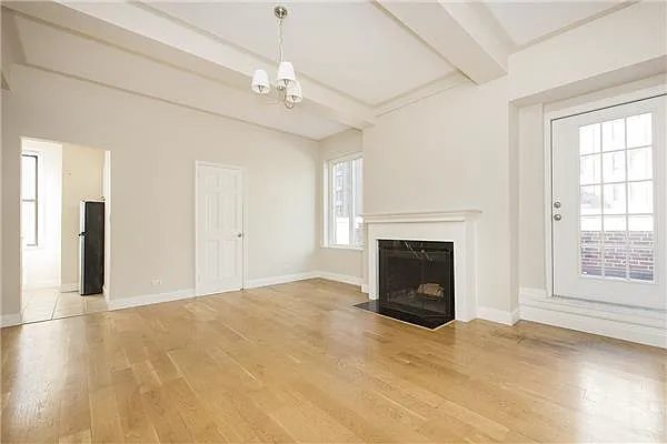 Rented by Evans Real Estate | media 26