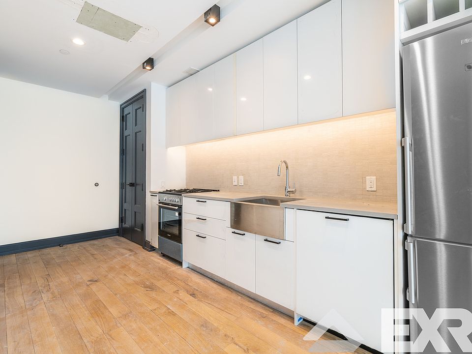 1st image of 42-22 27th St #1804E