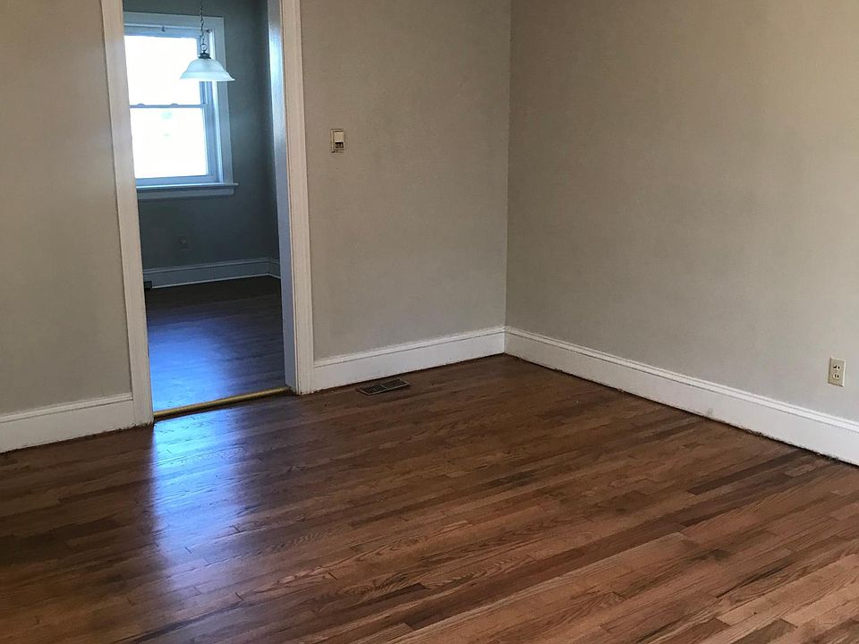 1st image of 225 N Mayo St #2