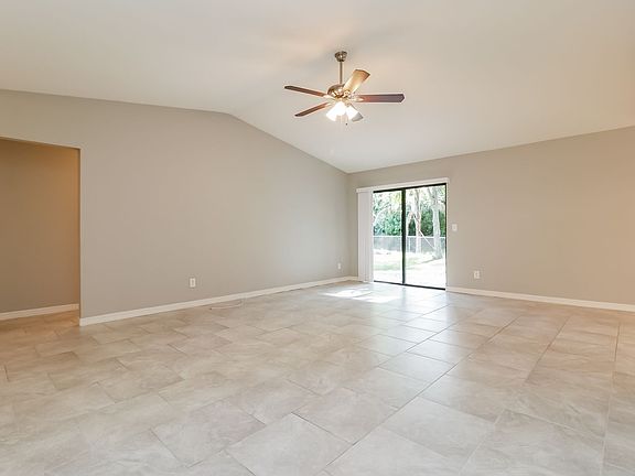 5th image of 3407 Briarwood Ln
