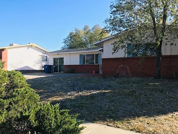 2nd image of 11708 Grand Ave NE