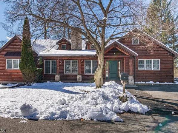 62 Algonquin Trl, Wayne Twp., NJ 07470