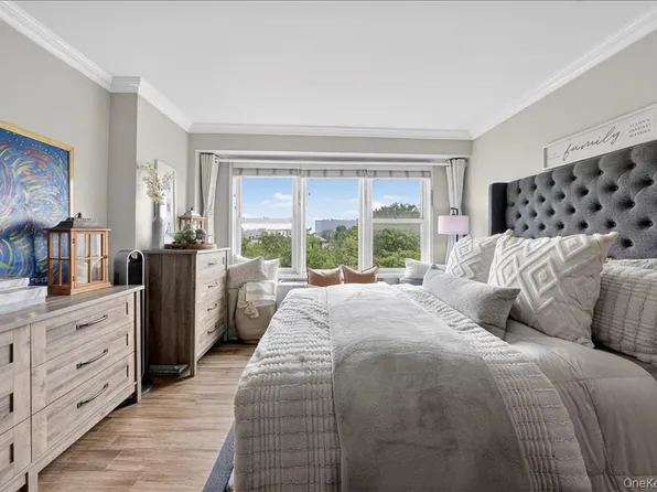 1170 Ocean Parkway image 17 of 31