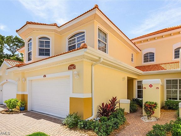 3rd image of 5945 Tarpon Gardens Cir APT 101