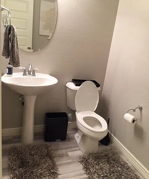 4649 E Daley Ln — Photo 38