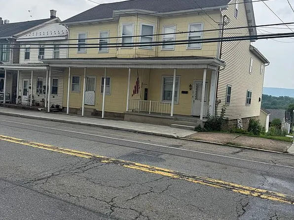 22 E Grand Ave, Tower City, PA 17980