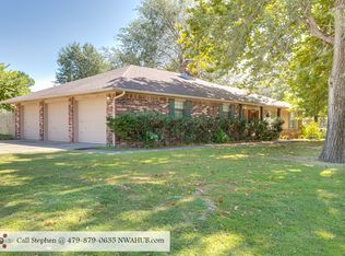 101 Wright Ave, Springdale, AR 72764