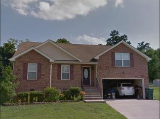 3196 Brook Hill Dr, Clarksville, TN 37042