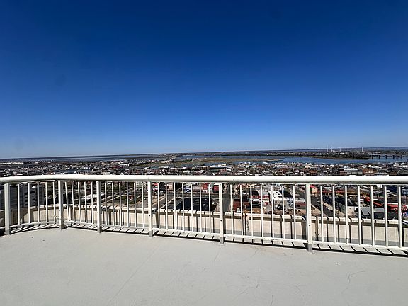 5th image of 3101 Boardwalk #2115/2111-2