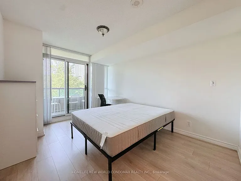 68 Grangeway Ave #512 — Photo 3