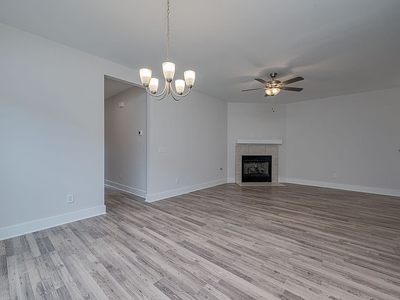 3rd image of 2162 Hospitality Ln
