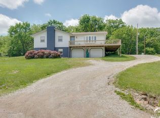 1793 E 1068th Rd, Lawrence, KS 66049