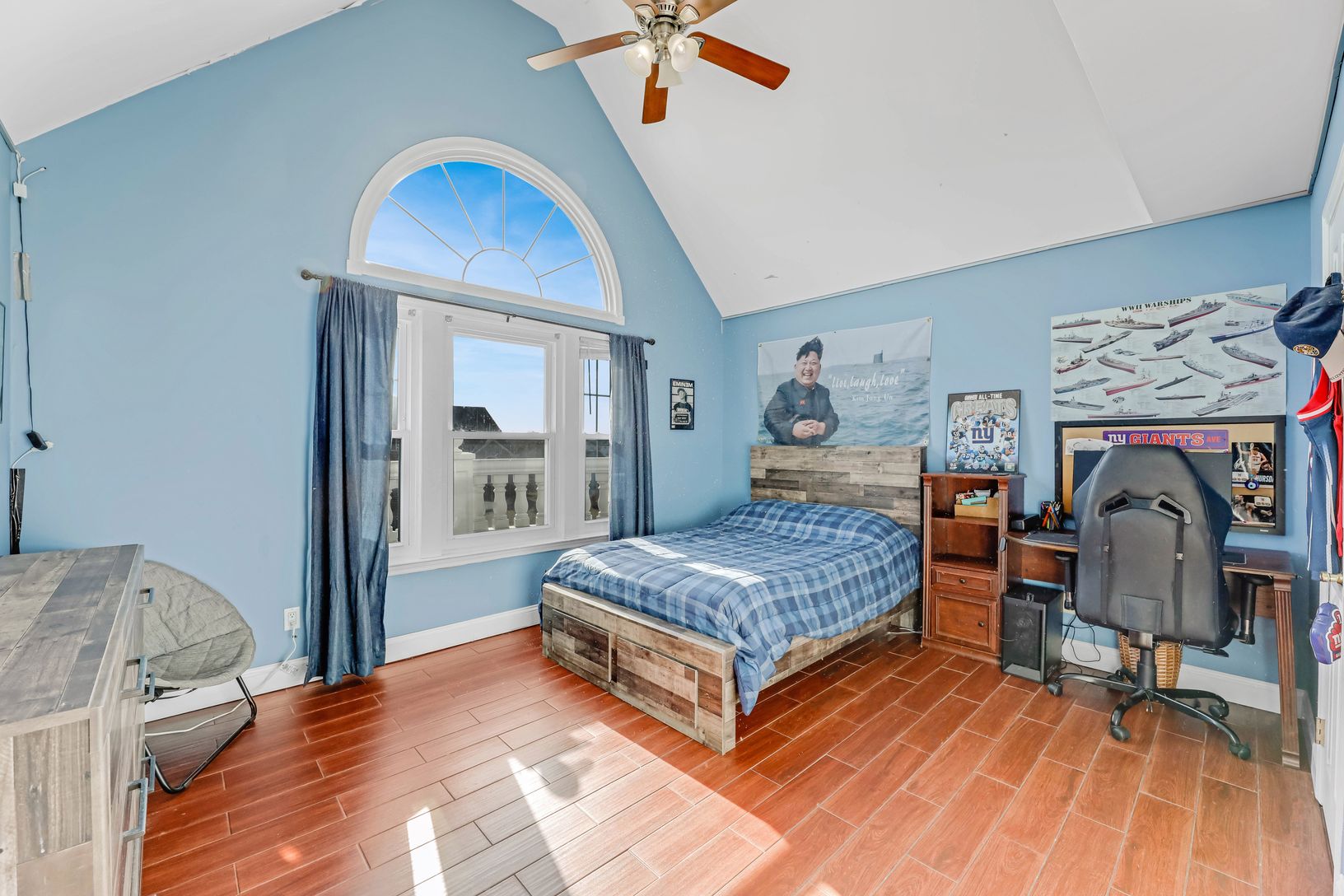  Jack & Jill Bedroom