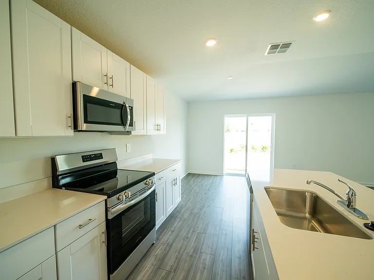4757 SW 83rd Loop — Photo 3