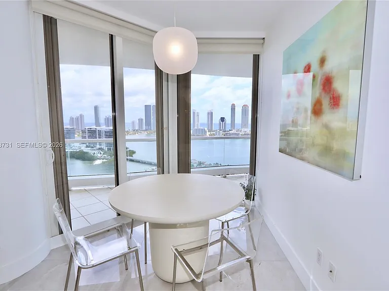 7000 Island Blvd #2605 — Photo 7