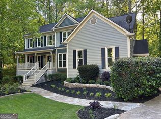 812 Ridge Creek Ln, Woodstock, GA 30189