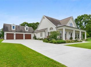 535 Tranquility Dr, Denham Springs, LA 70706