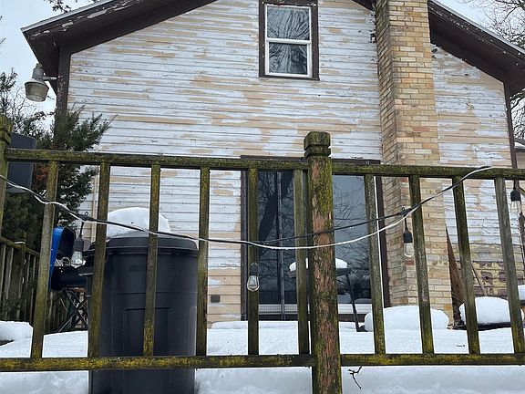 3rd image of 1509 N Parker Ct