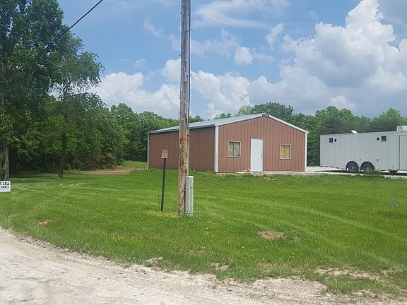 2nd image of 4901 W Chapel Dr