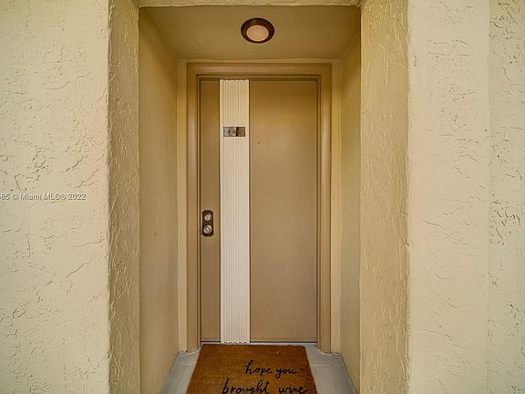 3rd image of 8025 SW 107th Ave APT 303