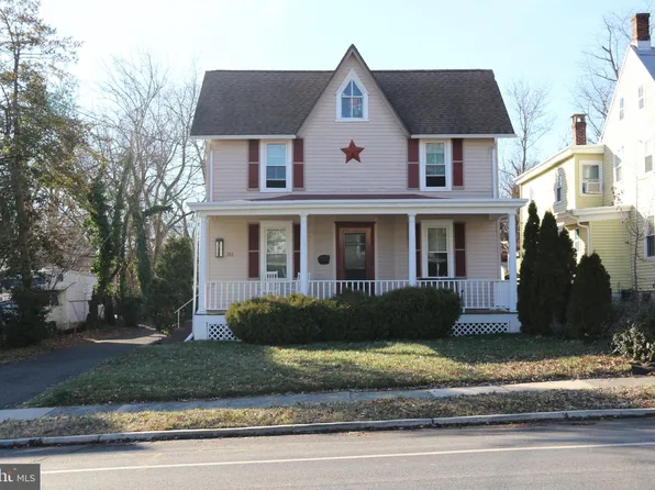 202 S Church St, Moorestown, NJ 08057