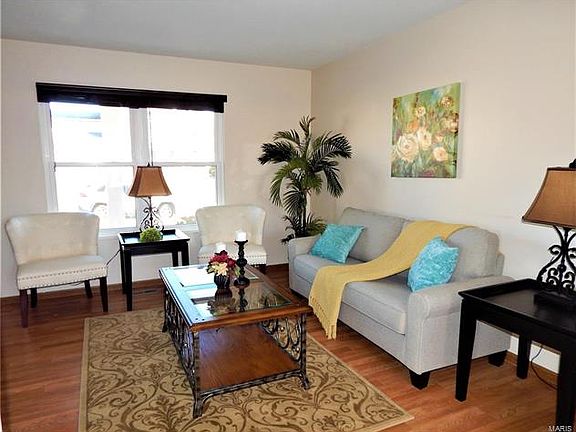 4th image of 2719 Red Cedar Parc Dr S