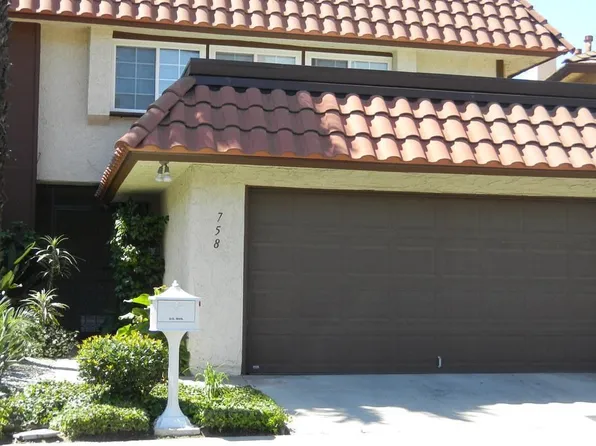 758 Galaxy Heights Dr, La Canada Flintridge, CA 91011