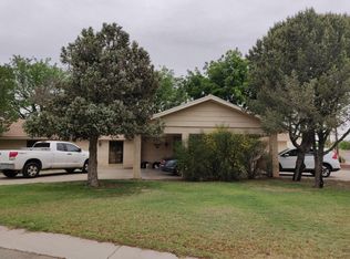 1717 Live Oak Pl, Carlsbad, NM 88220