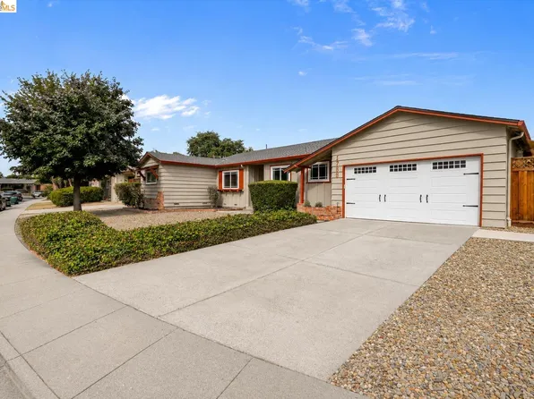 1789 Woodland Ct, Concord, CA 94521