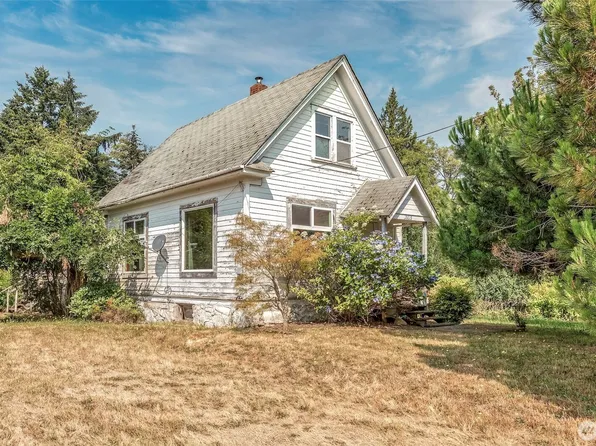 15215 91st Avenue SW, Vashon, WA 98070