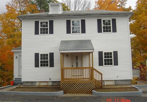 1st image of 17 William St