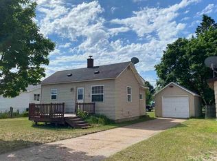 43 E Stephenson Ave, Gwinn, MI 49841