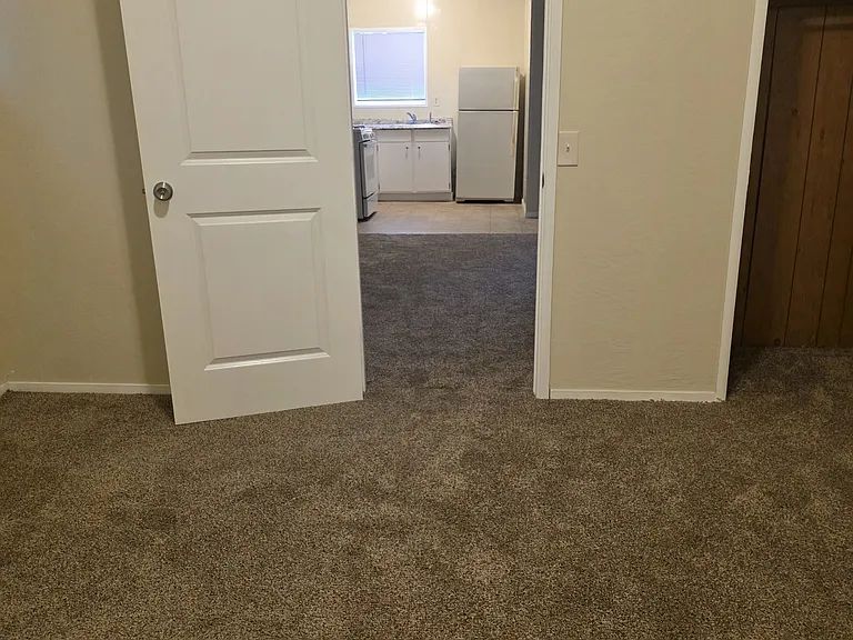 1468 Grand Ave — Photo 10